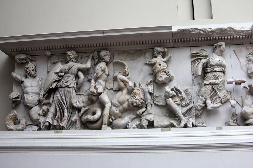 Hecate vs. Klytios, Artemis vs. Otos, Leto vs. a Giant